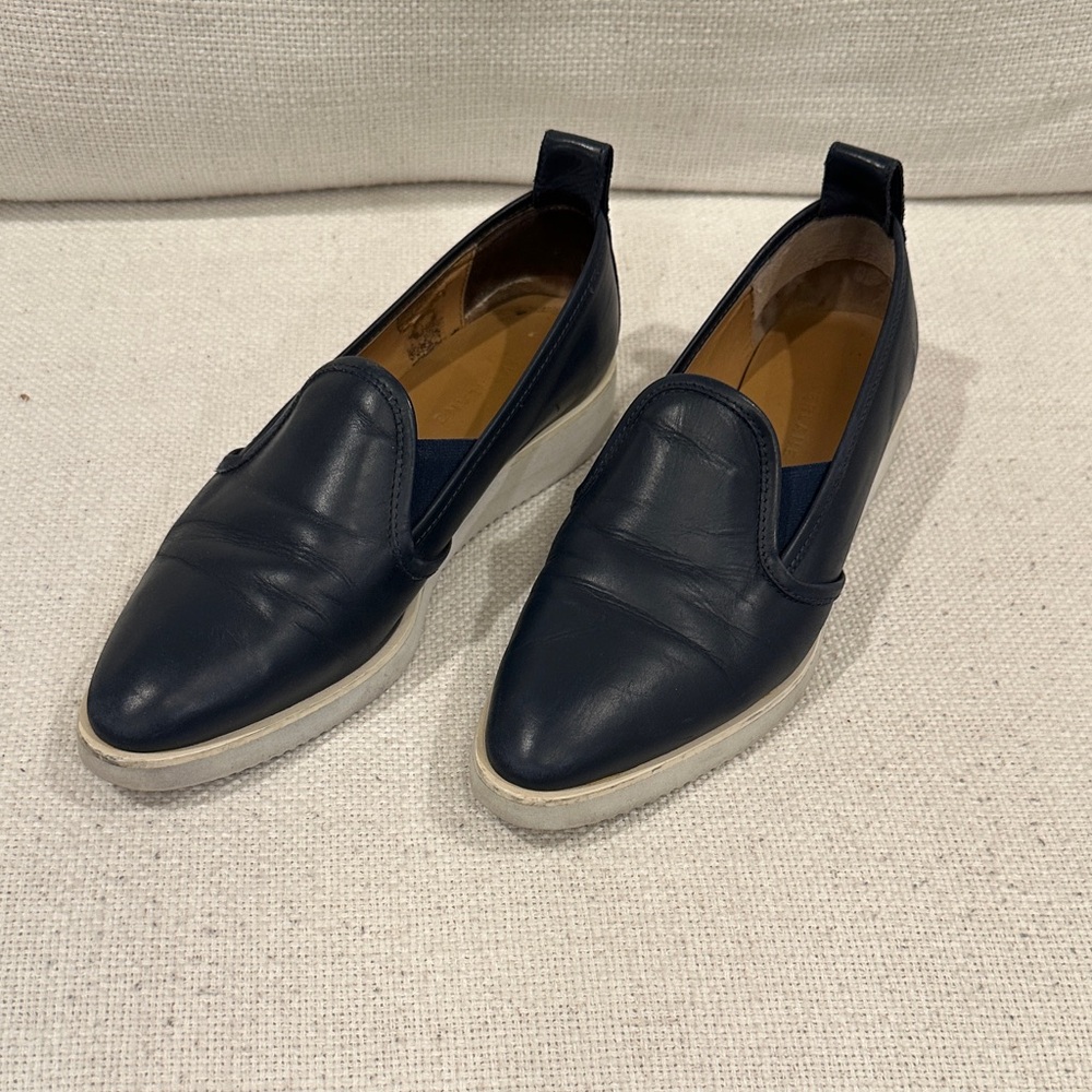 Everlane navy loafer